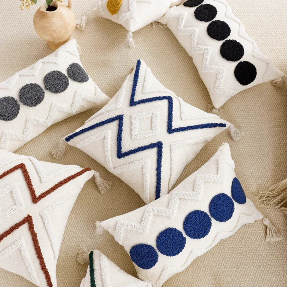 Housse de Coussin Brodé Style Berbère Khaki & Blanc