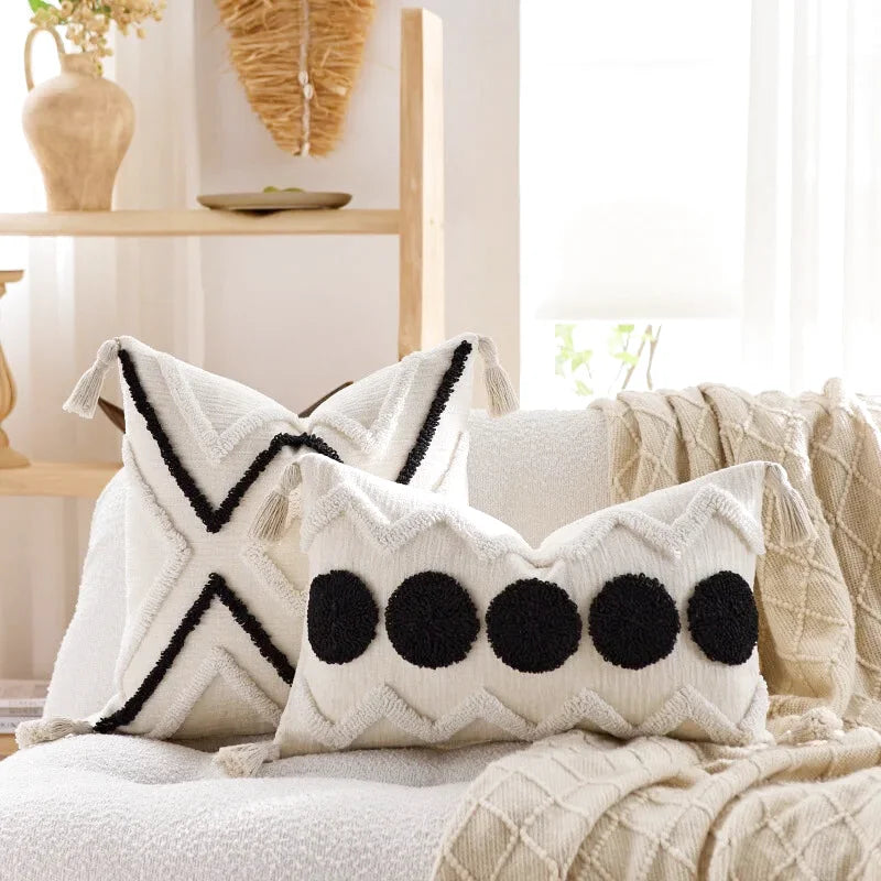 Housse de Coussin Brodé Style Berbère Noir & Blanc