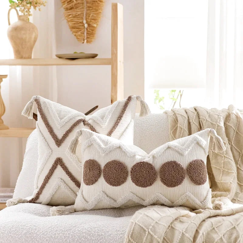 Housse de Coussin Brodé Style Bohème Marron & Blanc