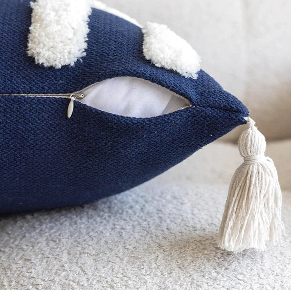 Housse de Coussin Forme Organique Brodé Bleu & Blanc