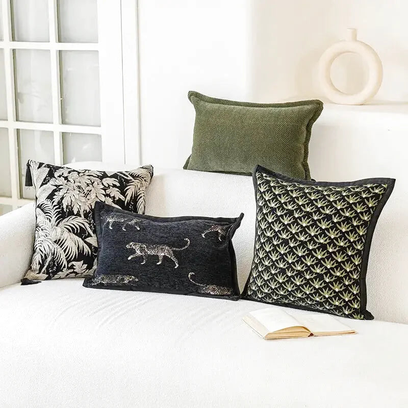 Housse de Coussin Jacquard Noir Thème Tigre