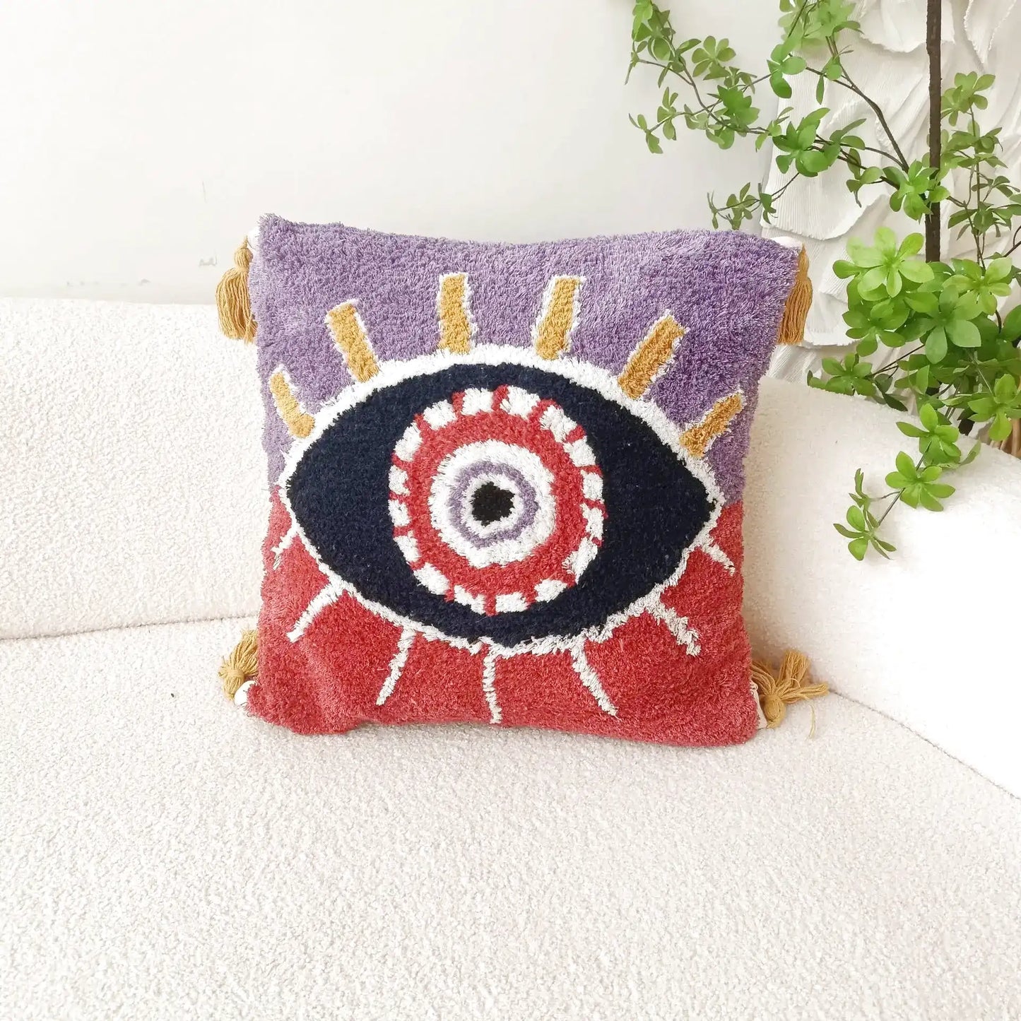 Housse de Coussin Œil Brodé Divers Coloris